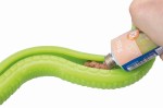TRIXIE Beschäftigung SNACK-SNAKE TPR 42cm mit Stimme für Hunde