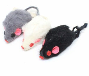 KOCH Spielzeug PELZMAUS 4,5cm mit Rassel farblich sortiert für Katzen